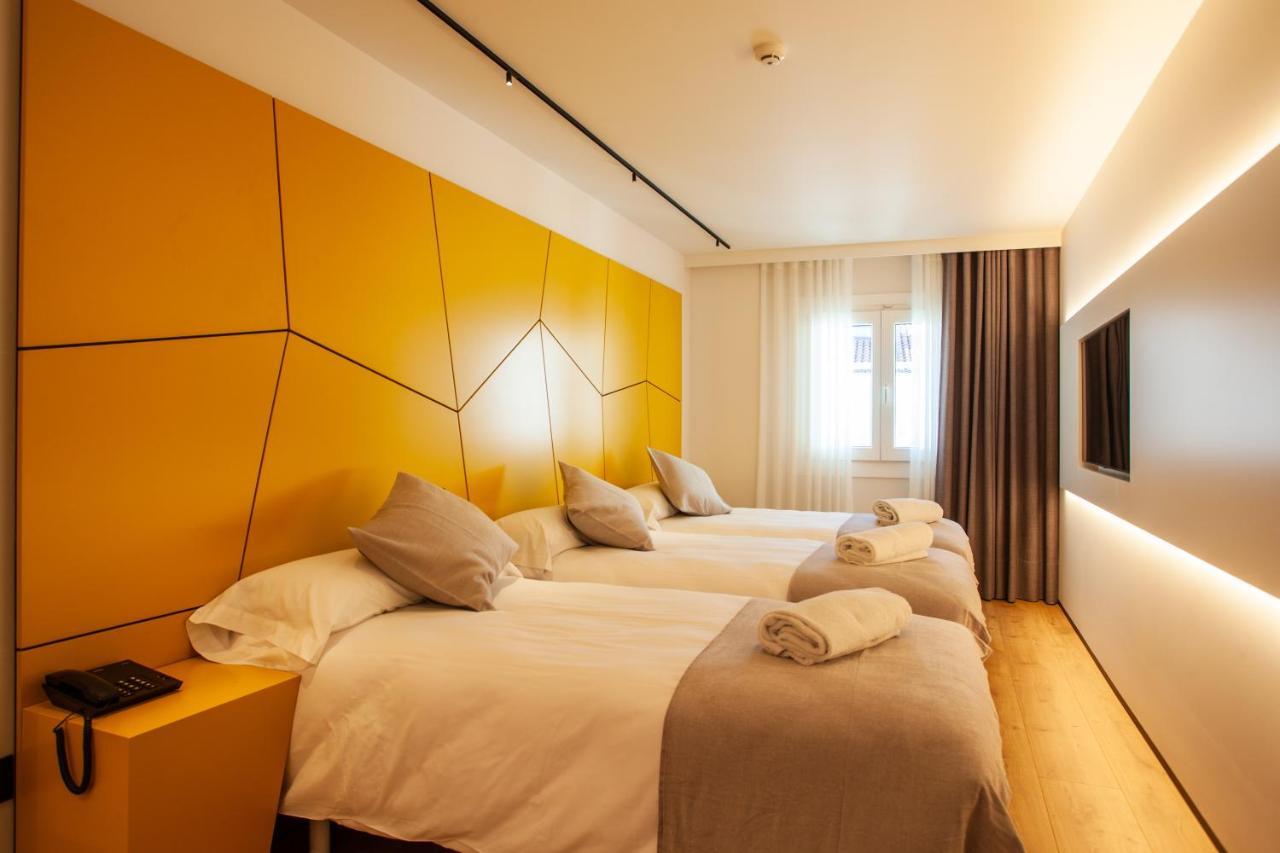 Hotel Plaza Obradoiro By Bossh! Hotels Santiago de Compostela Exterior foto