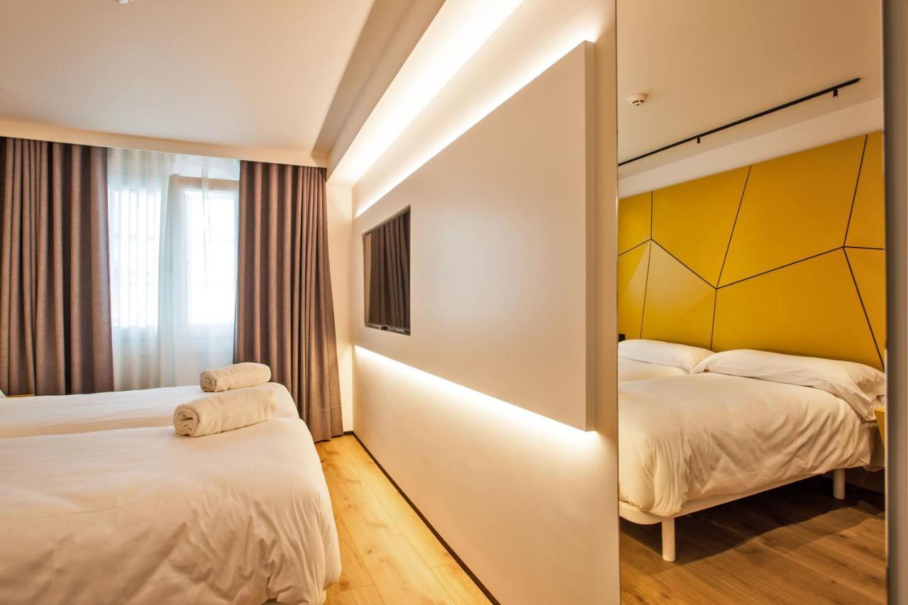Hotel Plaza Obradoiro By Bossh! Hotels Santiago de Compostela Exterior foto